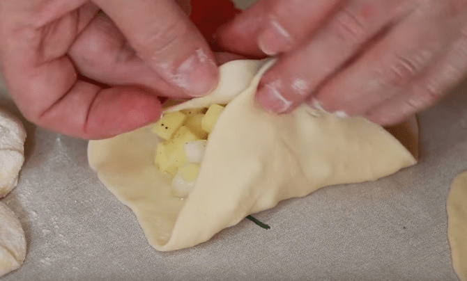 Манты: 4 рецепта приготовления вкусного блюда. Как лепить красиво манты