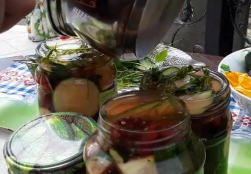 Кабачки на зиму. 5 рецептов вкусных заготовок — пальчики оближешь