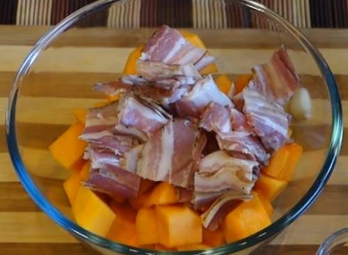 Фаршированная курица в духовке целиком. 9 простых пошаговых рецептов вкусного блюда к празднику