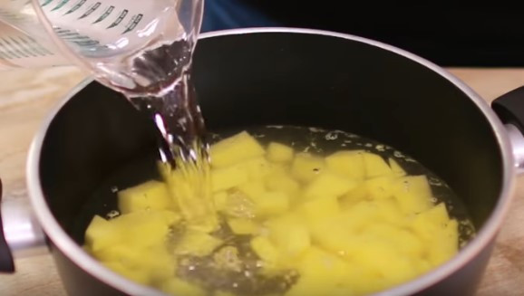 Суп с фрикадельками из фарша - 8 самых вкусных пошаговых рецептов