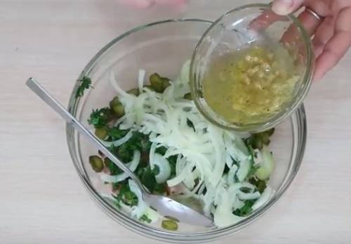 Картофельный салат. Рецепты приготовления классического салата по-немецки, по-американски и другие вкусные варианты.