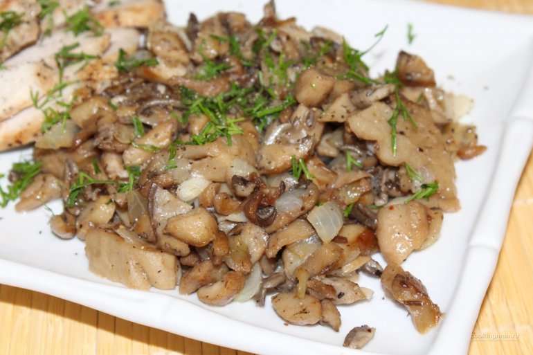 Вешенки с картошкой жареные - рецепты приготовления с луком и сметаной на сковороде пошагово с фото