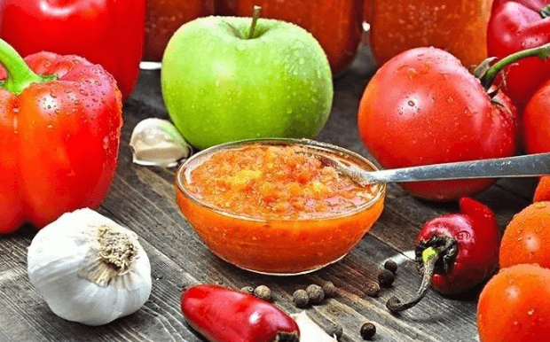 Домашняя аджика: 5 рецептов самой вкусной аджики в домашних условиях на зиму
