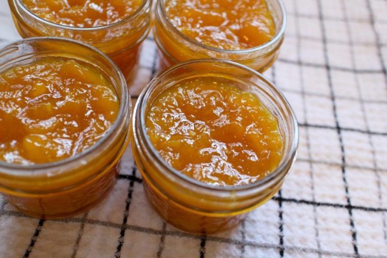 Варенье из яблок через мясорубку на зиму для пирожков дольками, янтарное