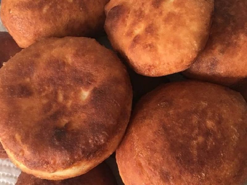 Сирники із сиру на сковороді. Як приготувати смачні сирні сирники?