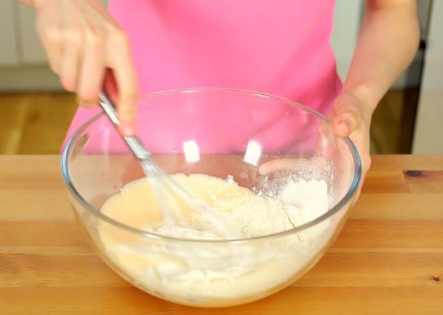 Блины на сыворотке - Вкусные рецепты тонких блинчиков с дырочками