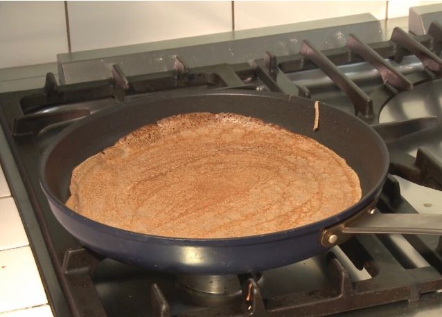 Блины на сыворотке - Вкусные рецепты тонких блинчиков с дырочками