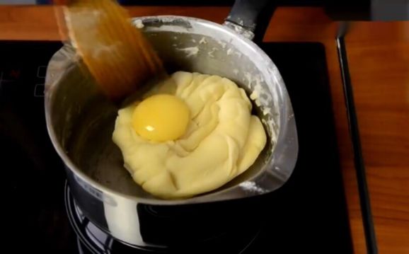 Профитроли в домашних условиях — 10 пошаговых рецептов с разной начинкой