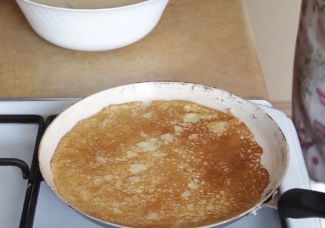 Блины на сыворотке - Вкусные рецепты тонких блинчиков с дырочками