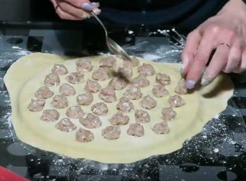Домашние пельмени. Очень вкусные. Пошаговые рецепты приготовления теста и начинки