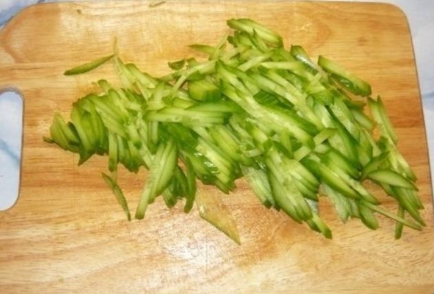 Салат с копченой курицей и ананасами - 9 очень вкусных классических рецептов