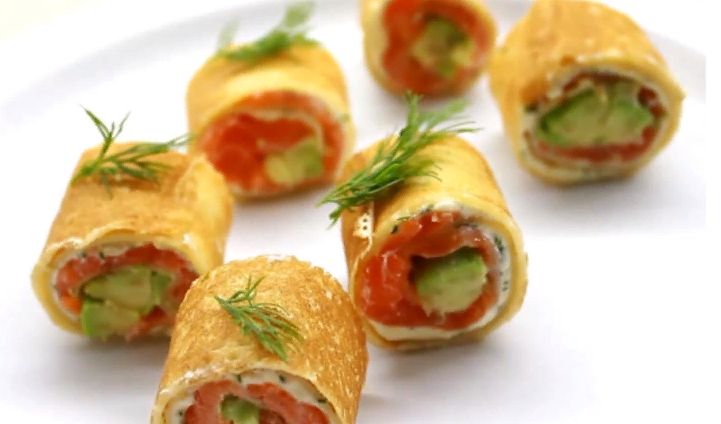 Блины с красной рыбой и сливочным сыром – 6 пошаговых рецептов приготовления
