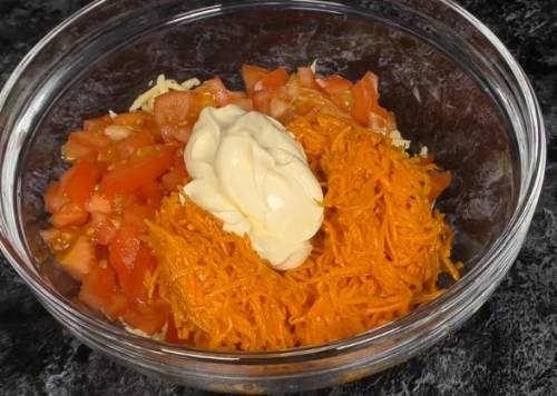 Салат с корейской морковью. 10 рецептов приготовления на любой вкус
