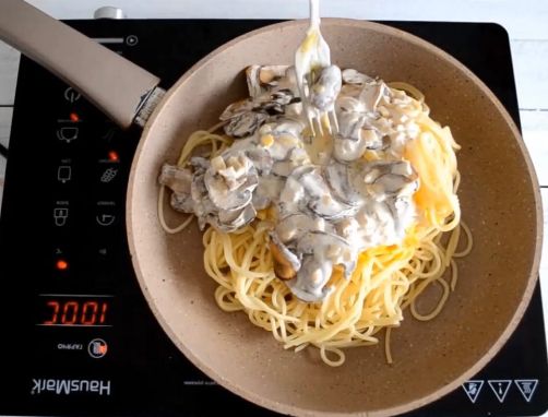 Паста карбонара с беконом и сливками: классический рецепт приготовления