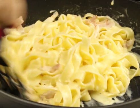 Паста карбонара с беконом и сливками: классический рецепт приготовления