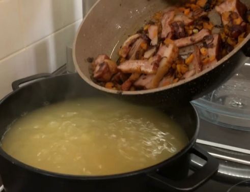 Как быстро сварить гороховый суп, чтобы разварился горох