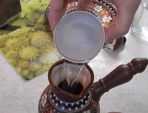 Как правильно варить кофе в турке на электрической плите