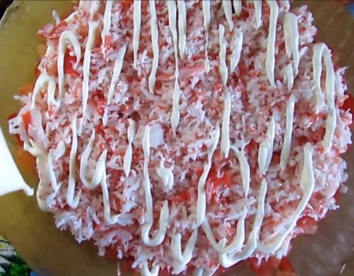 Салат с крабовыми палочками и помидорами: Очень вкусные рецепты