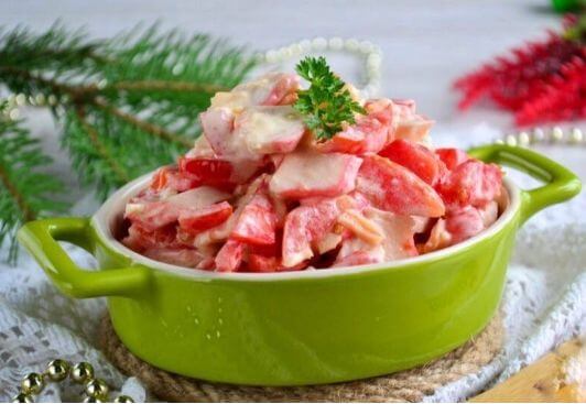 Салат с крабовыми палочками и помидорами: Очень вкусные рецепты