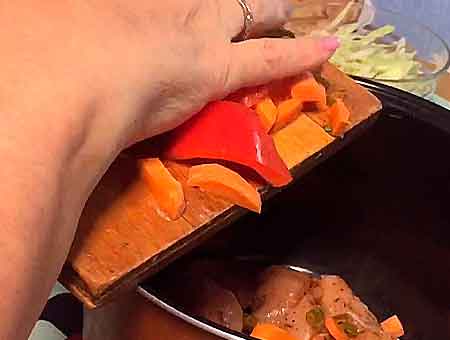 Курка з кабачками в мультиварці рецепт м'яса з овочами