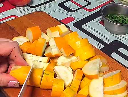 Курка з кабачками в мультиварці рецепт м'яса з овочами
