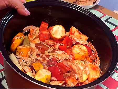 Курка з кабачками в мультиварці рецепт м'яса з овочами
