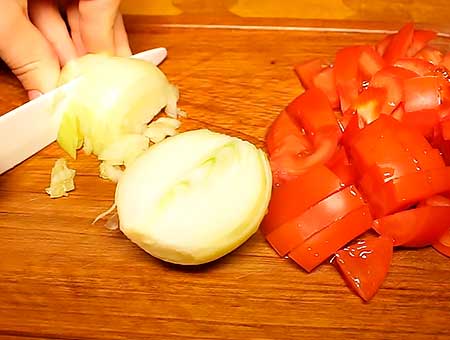 Курка з овочами в мультиварці проста домашня страва