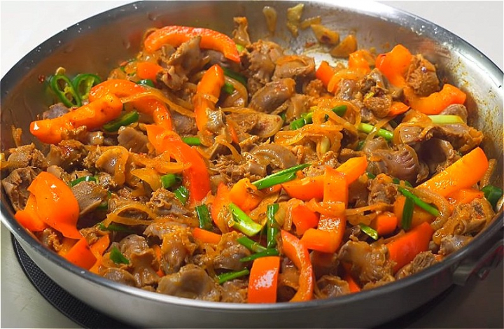 Курячі шлунки - рецепти приготування в сковороді