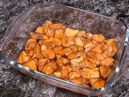 Салат з фунчозою та куркою локшина з курячим філе