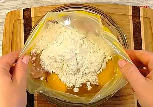 Закуска з курячої грудки, що тане в роті на сковороді