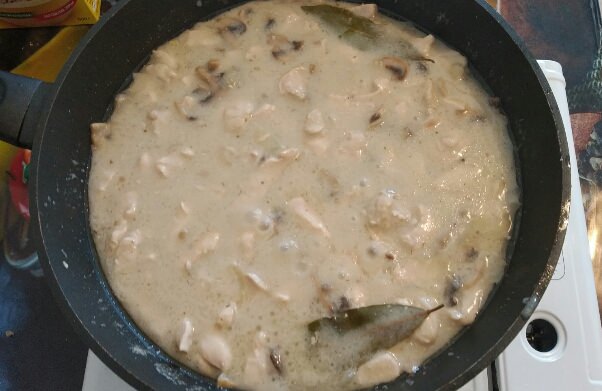 Гуляш з курки – 6 популярних рецептів