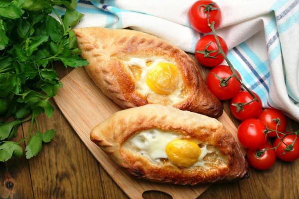 Хачапурі по-аджарськи – 5 кращих рецептів