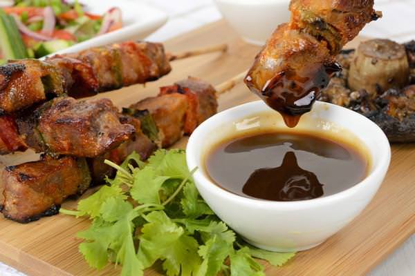 Як замаринувати мясо для шашлику — 12 кращих рецептів