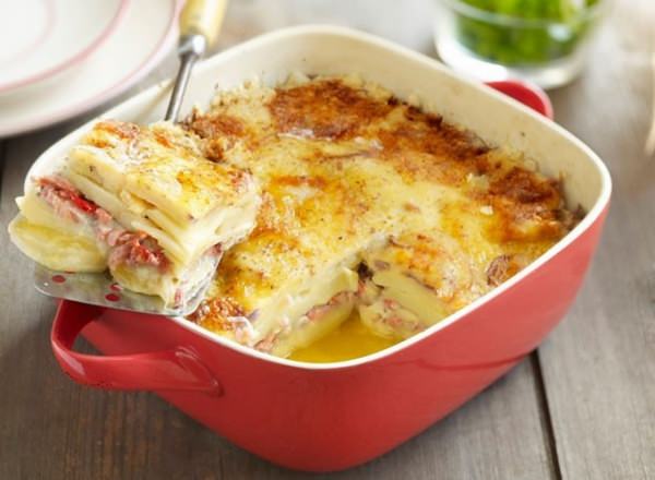 Картопляна запіканка в духовці – 11 рецептів: з м’ясом, куркою, грибами