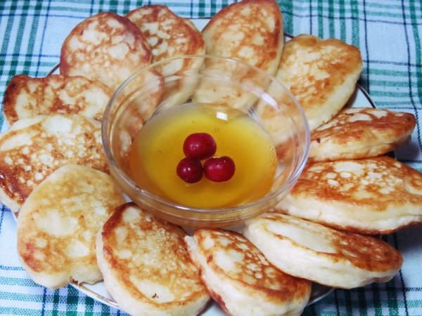 Оладки на воді – 5 смачних рецептів приготування