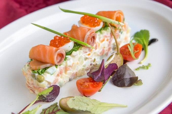 Салат столичний класичний рецепт приготування усіма улюбленої страви