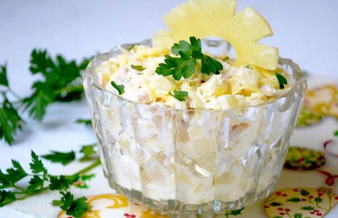 Салат з крабовим мясом — просто, смачно і корисно