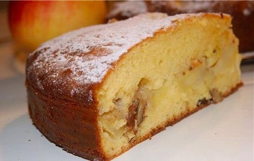 Шарлотка з яблуками – 14 рецептів яблучної шарлотки
