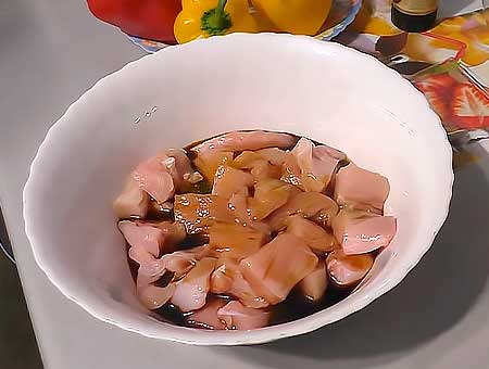 Шашлик з курки в духовці з перцем на закуску