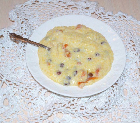 Кукурудзяна каша на молоці: 9 чудових рецептів