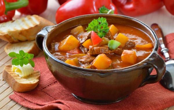 Рагу з яловичини – 7 рецептів, як приготувати смачне м’ясне рагу