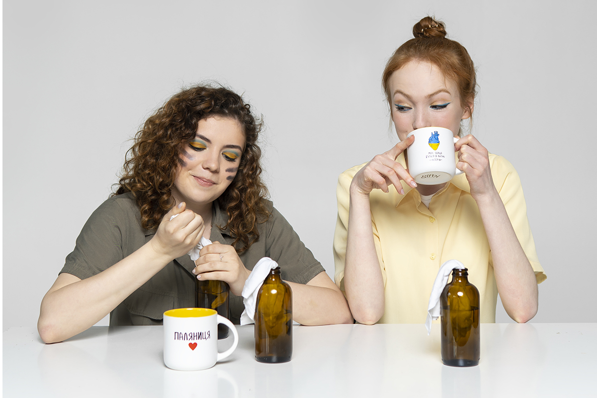 Подарунки на 8 Березня для наших захисниць