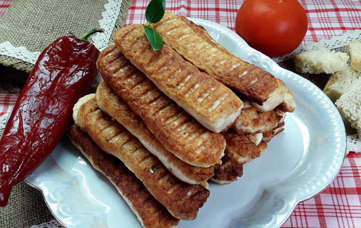 Домашні курячі ковбаски