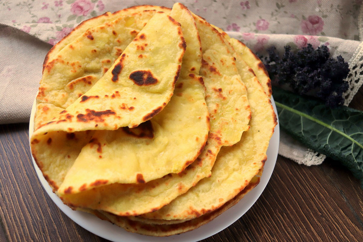 Картопляні коржі з сиром на сковороді - смачні та ароматні