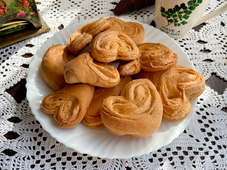 Плюшка цукрова