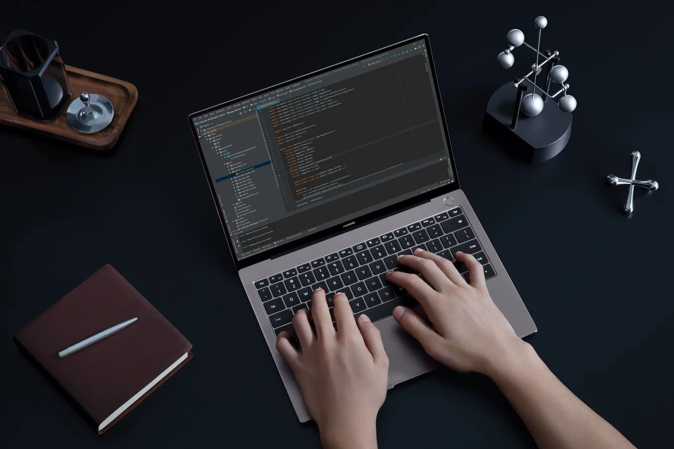 Какой ноутбук лучше: Asus или Acer?
