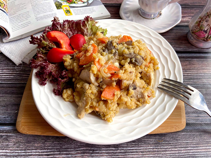Сочевиця з індичкою та овочами - ситна страва без шкоди фігурі
