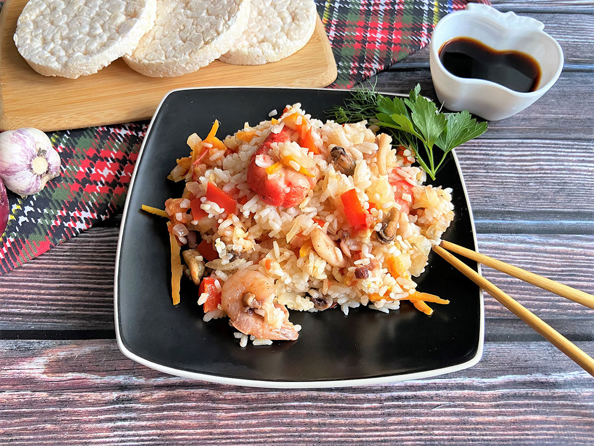 Рис з морепродуктами по-азіатськи - ефектна та автентична страва