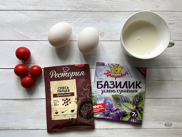 Яєчня з молоком - ніжна, ароматна та смачна