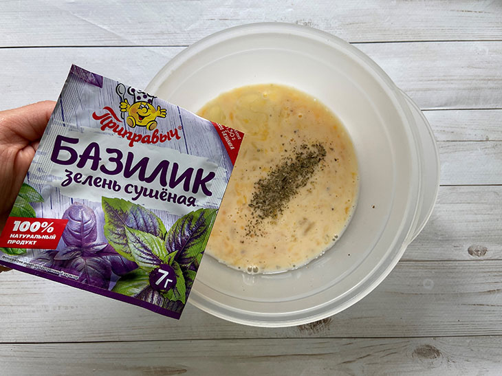 Яєчня з молоком - ніжна, ароматна та смачна